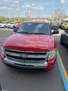 Photos of 2009 Chevrolet Silverado 1500 LT for sale in Davison, MI at Hank Graff Chevrolet Davison