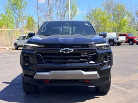 Photos of 2024 Chevrolet Colorado Z71 for sale in Davison, MI at Hank Graff Chevrolet Davison