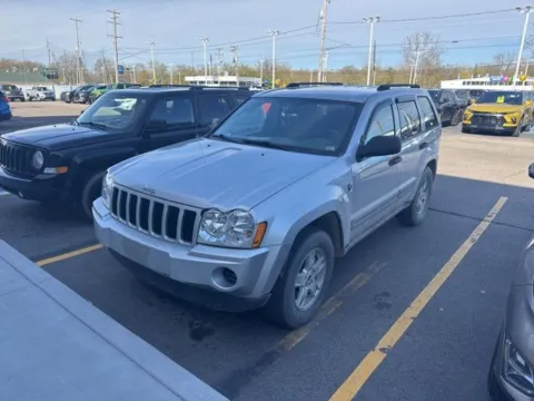 Silver 2006 Jeep Grand Cherokee Laredo for sale in Davison, MI