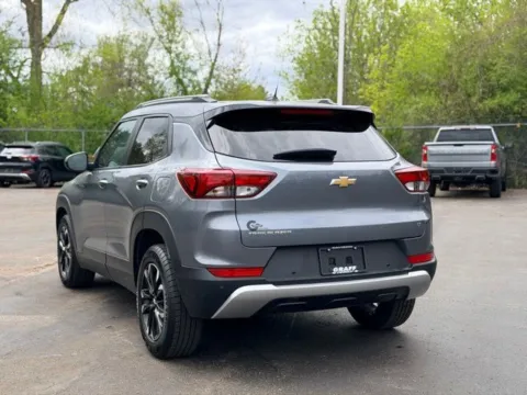More photos of 2021 Chevrolet TrailBlazer LT at Hank Graff Chevrolet Davison, MI