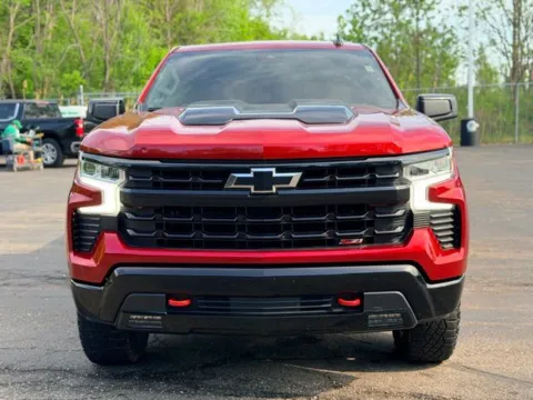Photos of 2023 Chevrolet Silverado 1500 LT Trail Boss for sale in Davison, MI at Hank Graff Chevrolet Davison