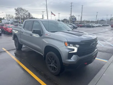 Photos of 2023 Chevrolet Silverado 1500 LT Trail Boss for sale in Davison, MI at Hank Graff Chevrolet Davison