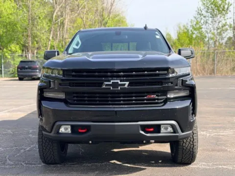Photos of 2019 Chevrolet Silverado 1500 LT Trail Boss for sale in Davison, MI at Hank Graff Chevrolet Davison
