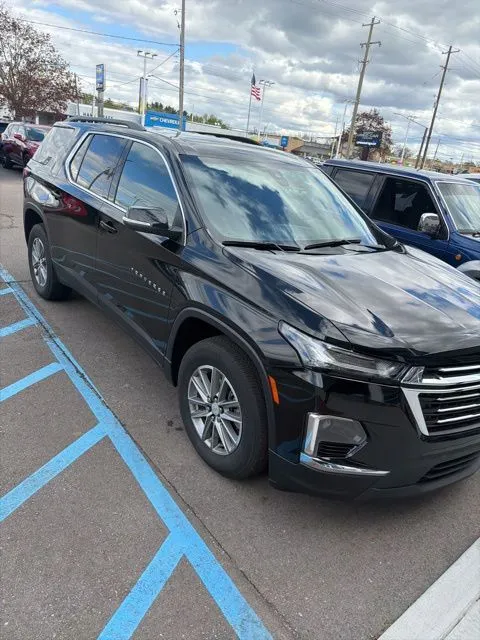 Black 2023 Chevrolet Traverse LT for sale in Davison, MI