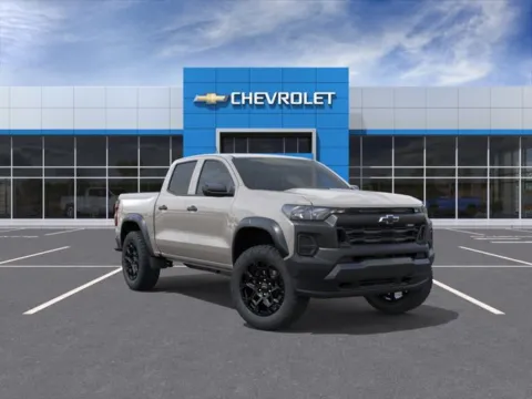 White 2026 Chevrolet Colorado Trail Boss for sale in Davison, MI