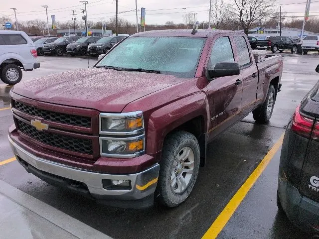 Red 2014 Chevrolet Silverado 1500 LT for sale in Davison, MI