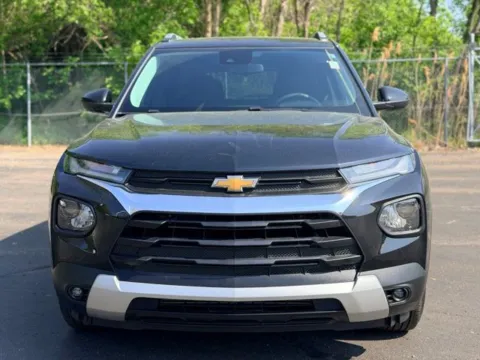 Photos of 2023 Chevrolet TrailBlazer LT for sale in Davison, MI at Hank Graff Chevrolet Davison
