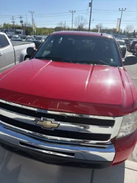 Photos of 2010 Chevrolet Silverado 1500 LT for sale in Davison, MI at Hank Graff Chevrolet Davison