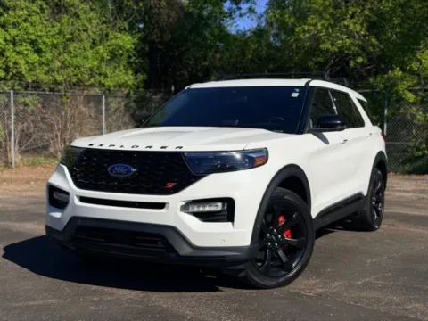 White 2021 Ford Explorer ST for sale in Davison, MI