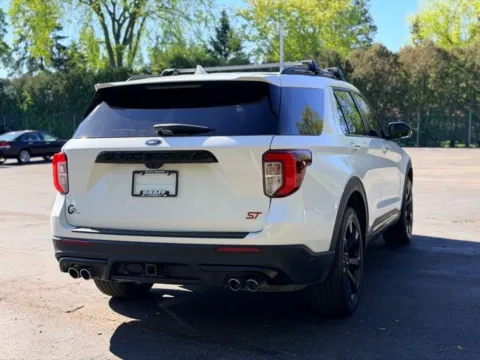 More photos of 2021 Ford Explorer ST at Hank Graff Chevrolet Davison, MI