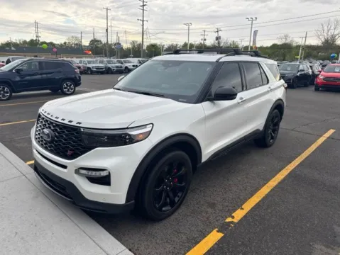 White 2021 Ford Explorer ST for sale in Davison, MI