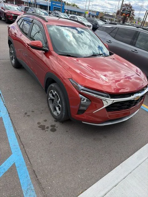 Orange 2024 Chevrolet Trax LT for sale in Davison, MI