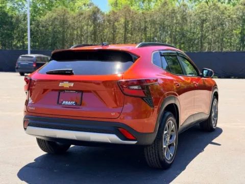 More photos of 2024 Chevrolet Trax LT at Hank Graff Chevrolet Davison, MI
