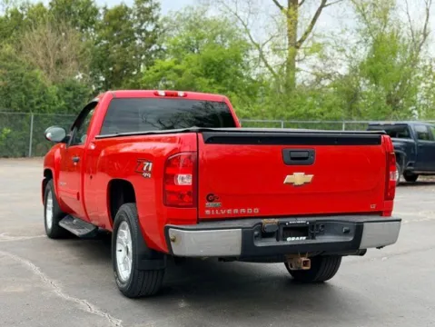 More photos of 2010 Chevrolet Silverado 1500 LT at Hank Graff Chevrolet Davison, MI