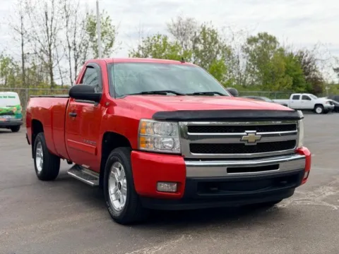 Photos of 2010 Chevrolet Silverado 1500 LT for sale in Davison, MI at Hank Graff Chevrolet Davison