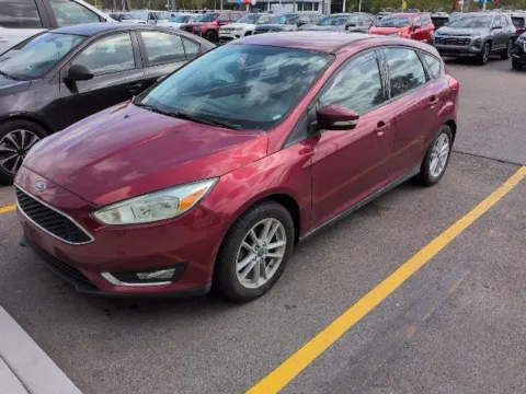 Red 2016 Ford Focus SE for sale in Davison, MI