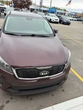 Photos of 2019 Kia Sorento LX for sale in Davison, MI at Hank Graff Chevrolet Davison