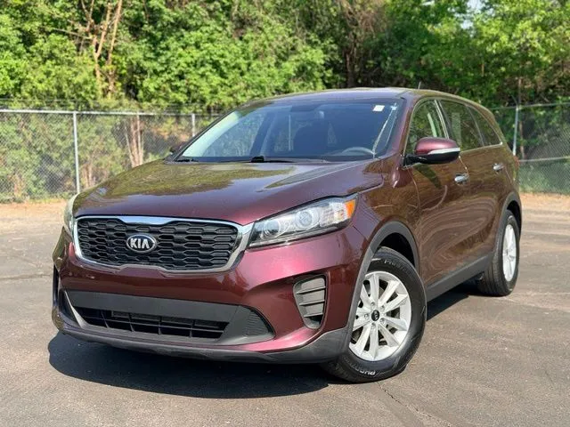 Red 2019 Kia Sorento LX for sale in Davison, MI