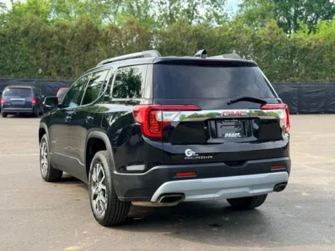 More photos of 2020 GMC Acadia SLE at Hank Graff Chevrolet Davison, MI