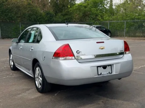 More photos of 2010 Chevrolet Impala LS at Hank Graff Chevrolet Davison, MI