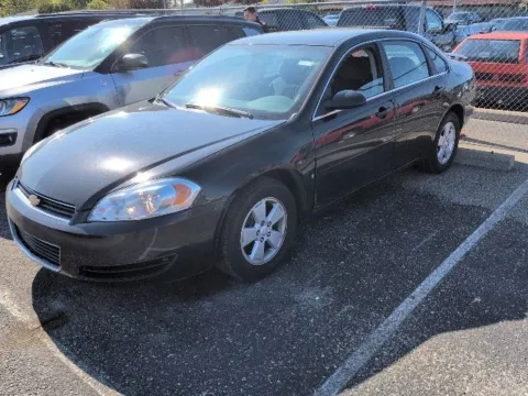 Black 2008 Chevrolet Impala LT for sale in Davison, MI