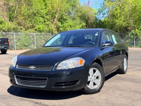 Black 2008 Chevrolet Impala LT for sale in Davison, MI