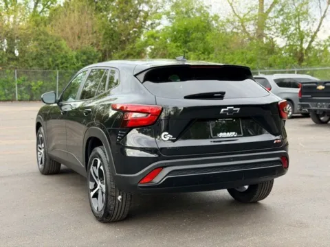 Black 2024 Chevrolet Trax 1RS for sale in Davison, MI