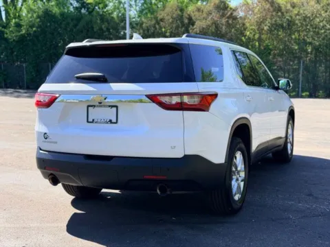More photos of 2019 Chevrolet Traverse LT at Hank Graff Chevrolet Davison, MI