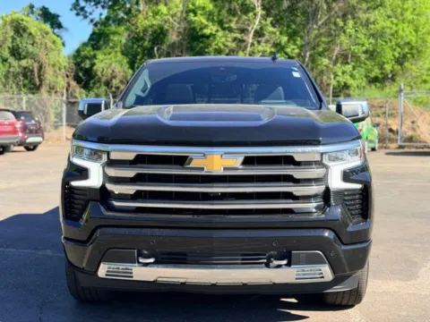 Photos of 2024 Chevrolet Silverado 1500 High Country for sale in Davison, MI at Hank Graff Chevrolet Davison