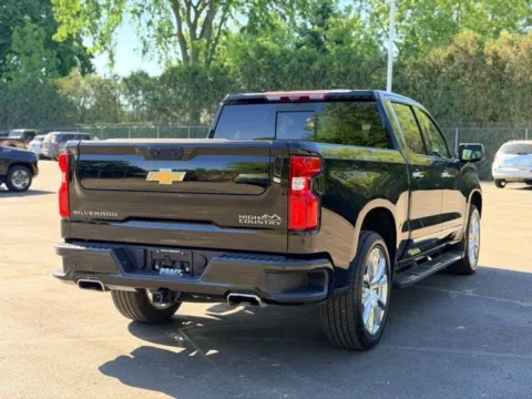 More photos of 2024 Chevrolet Silverado 1500 High Country at Hank Graff Chevrolet Davison, MI