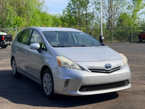 Photos of 2013 Toyota Prius v Two for sale in Davison, MI at Hank Graff Chevrolet Davison