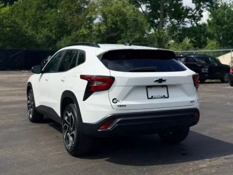 More photos of 2024 Chevrolet Trax 2RS at Hank Graff Chevrolet Davison, MI