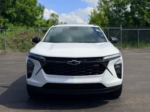 Photos of 2024 Chevrolet Trax 2RS for sale in Davison, MI at Hank Graff Chevrolet Davison