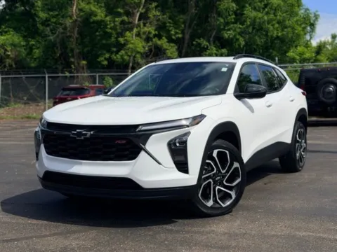 Photos of 2024 Chevrolet Trax 2RS for sale in Davison, MI at Hank Graff Chevrolet Davison