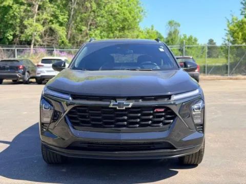 Photos of 2024 Chevrolet Trax 2RS for sale in Davison, MI at Hank Graff Chevrolet Davison