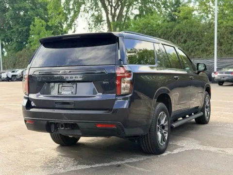 More photos of 2023 Chevrolet Suburban Z71 at Hank Graff Chevrolet Davison, MI