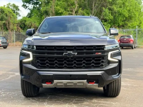 Photos of 2023 Chevrolet Suburban Z71 for sale in Davison, MI at Hank Graff Chevrolet Davison