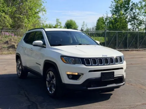 Photos of 2021 Jeep Compass Limited for sale in Davison, MI at Hank Graff Chevrolet Davison