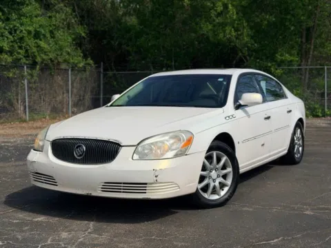 White 2007 Buick Lucerne CXL for sale in Davison, MI