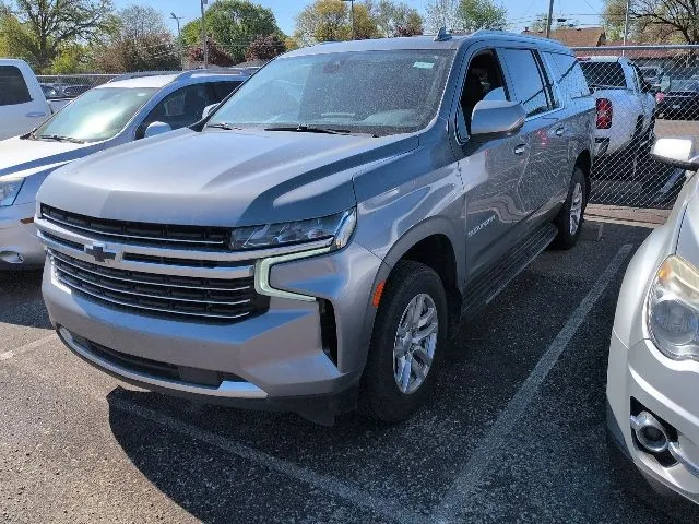 Unknown 2021 Chevrolet Suburban LT for sale in Davison, MI