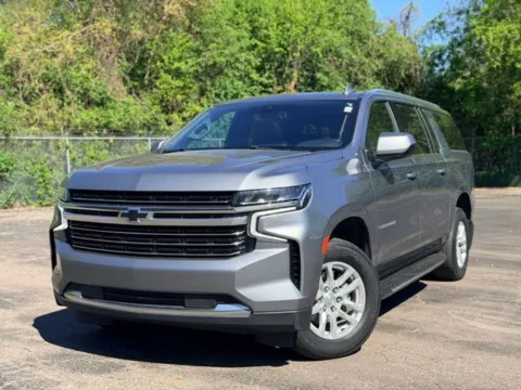 Unknown 2021 Chevrolet Suburban LT for sale in Davison, MI