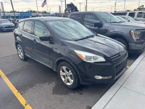 Black 2015 Ford Escape SE for sale in Davison, MI