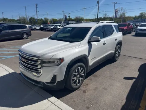 White 2022 GMC Acadia SLE for sale in Davison, MI