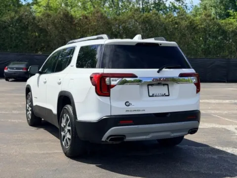 More photos of 2022 GMC Acadia SLE at Hank Graff Chevrolet Davison, MI