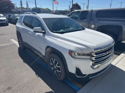Photos of 2022 GMC Acadia SLE for sale in Davison, MI at Hank Graff Chevrolet Davison
