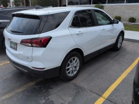 More photos of 2022 Chevrolet Equinox LT at Hank Graff Chevrolet Davison, MI