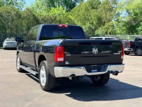 More photos of 2015 Ram 1500 SLT at Hank Graff Chevrolet Davison, MI