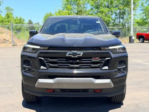 Photos of 2024 Chevrolet Colorado Z71 for sale in Davison, MI at Hank Graff Chevrolet Davison