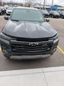 Photos of 2024 Chevrolet Colorado Z71 for sale in Davison, MI at Hank Graff Chevrolet Davison