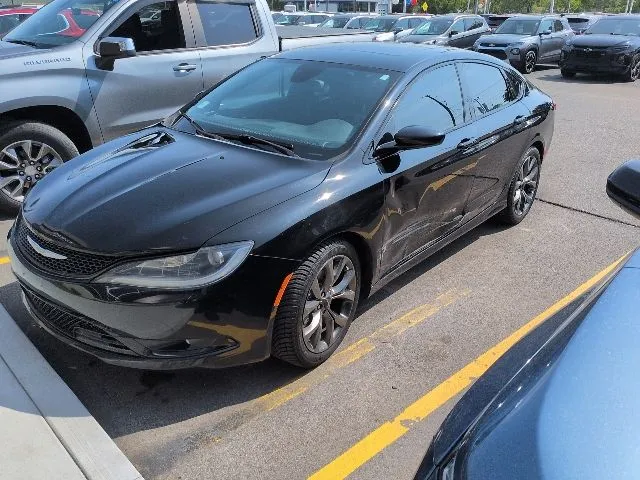 Black 2015 Chrysler 200 S for sale in Davison, MI